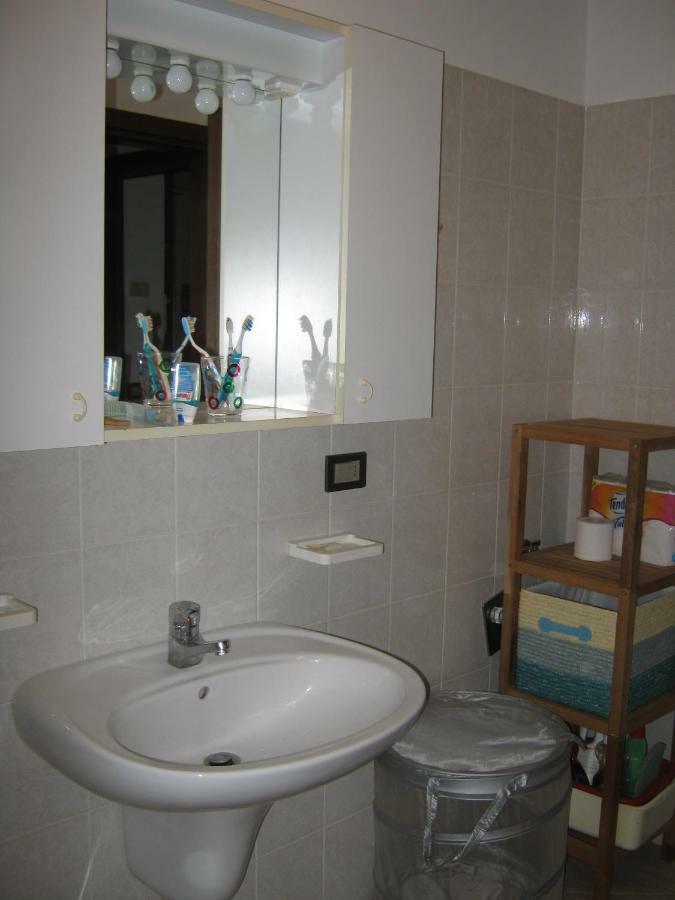 Appartamento A Due Passi Dal Lago Torbole Sul Garda Exterior photo